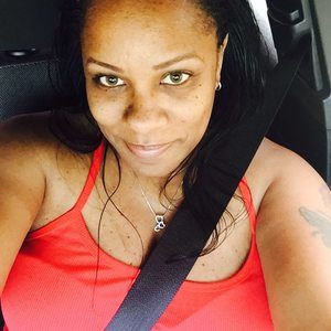 Meet your Posher, Danyelle