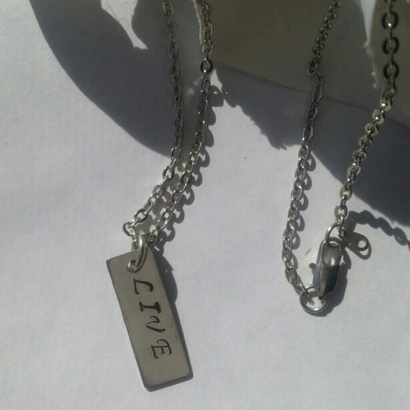 LIVE inspiration necklace