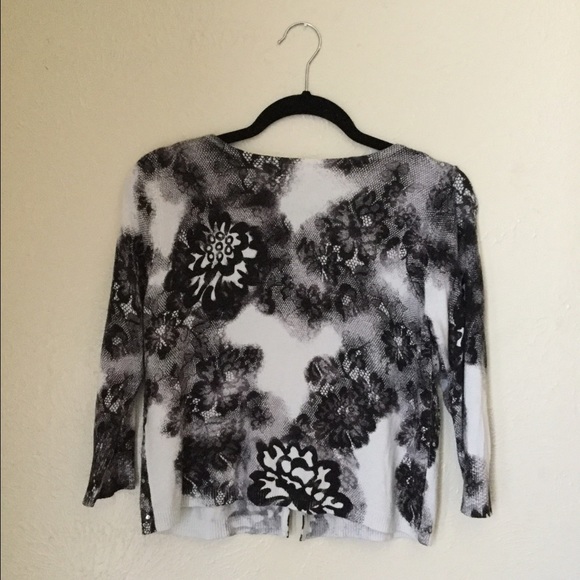 Express Soft Black & White Sweater with Sequins - Picture 4 of 4