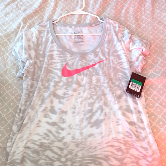 Nike Tee