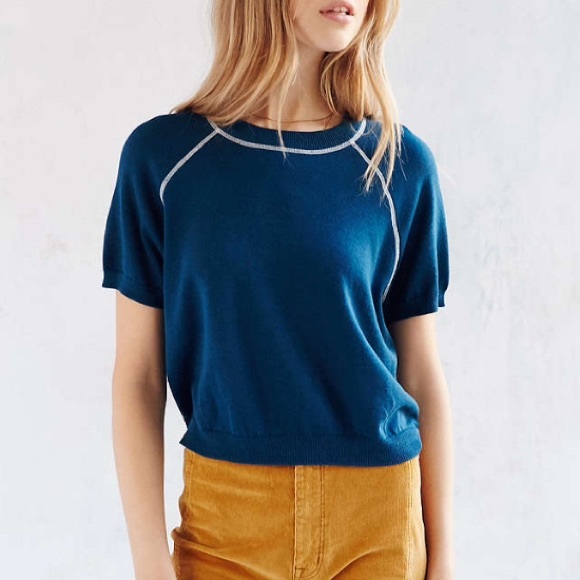 BDG | Short Sleeve Cropped Raglan Sweater