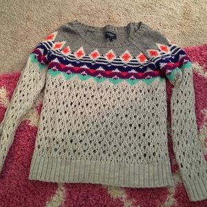 American eagle sweater funky design comfy fun cute