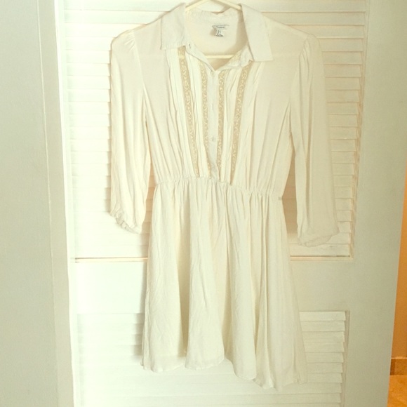 white dress