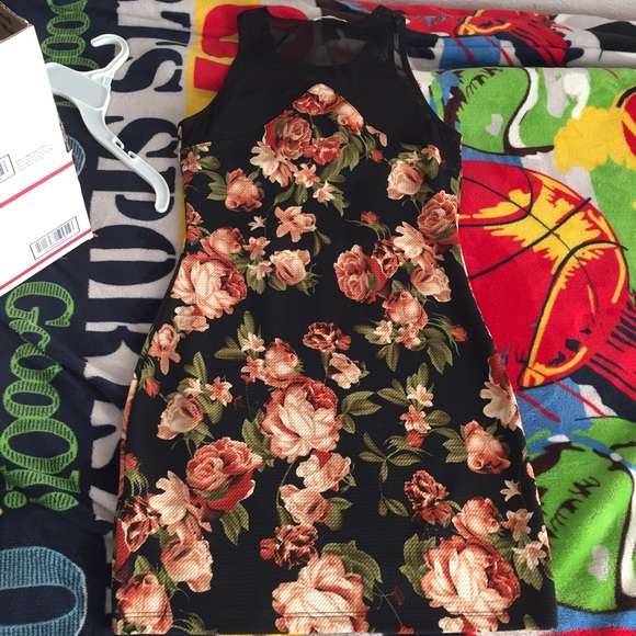 Floral dress - Picture 2 of 2