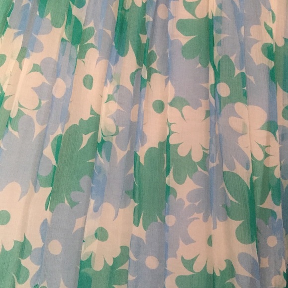 A Sun Dress - Picture 2 of 3