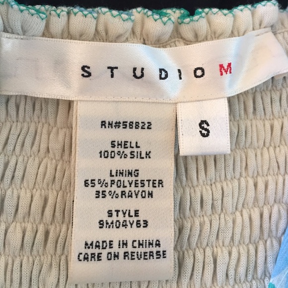 A Sun Dress - Picture 3 of 3