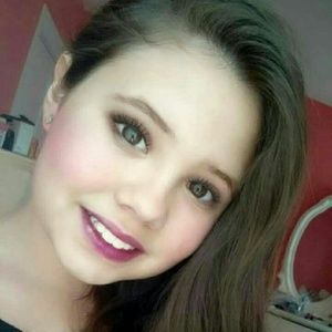 Meet your Posher, Alexandra