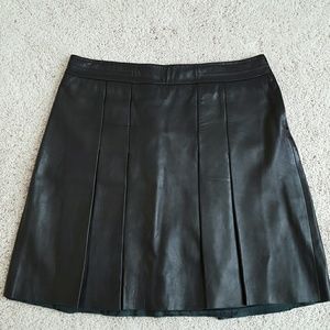 Anne Klein leather skirt size 8 very gently worn