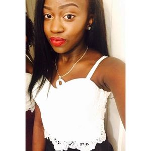 Meet your Posher, Laray