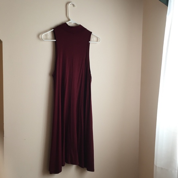 Mock Neck Burgundy Swing Dress - Picture 4 of 4