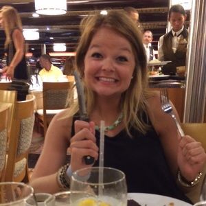 Meet your Posher, Anne marie