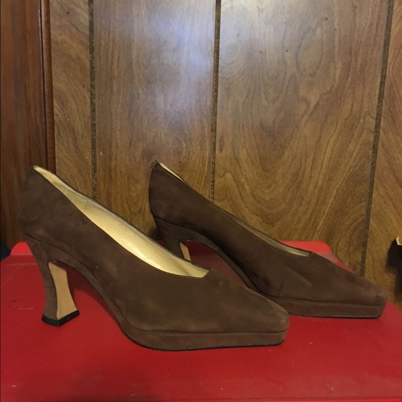 Suede heels - Picture 2 of 2
