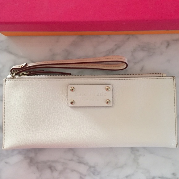 Kate Spade white leather wristlet