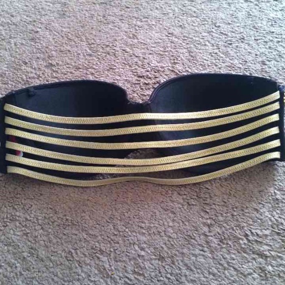 **SOLD** black push up Victoria secret swim top - Picture 2 of 3