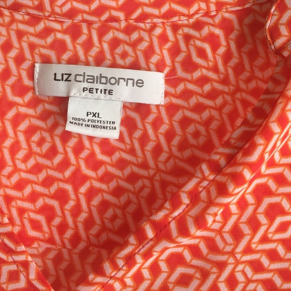 Sheer Patterned Blouse with Cami included - Picture 4 of 4