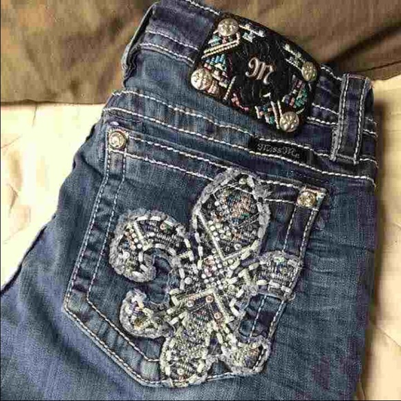 **SOLD** BRAND NEW Miss Me Jeans