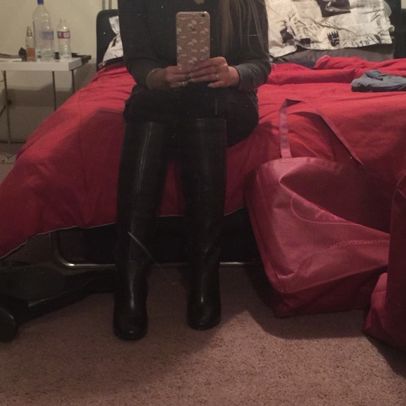 New Steve Madden black leather boots