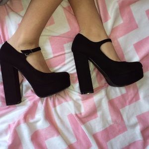 Black MJ platforms