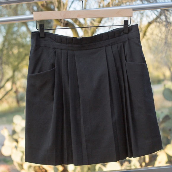 Gap skirt!  Like NEW!