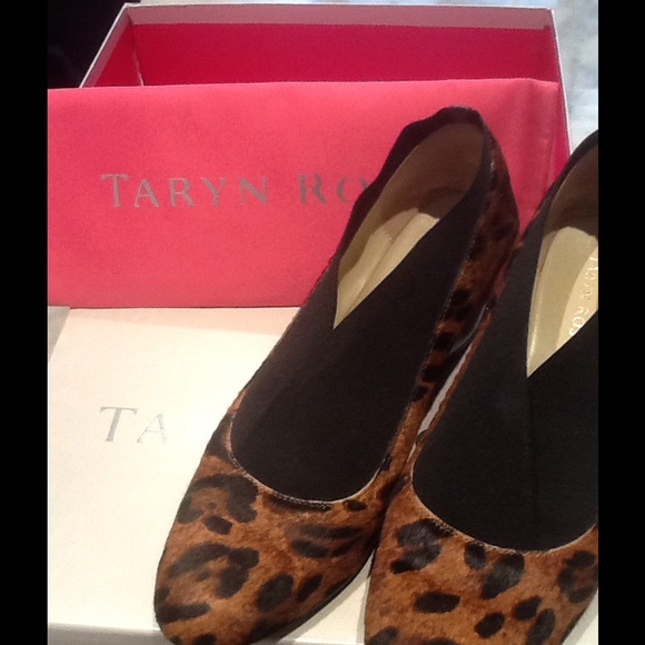 Taryn Rose wedge booties