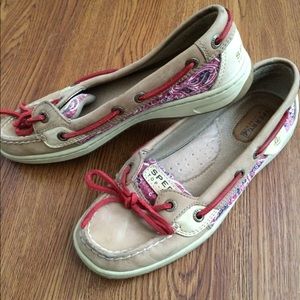 Sperry  angelfish boat shoe with red glitter