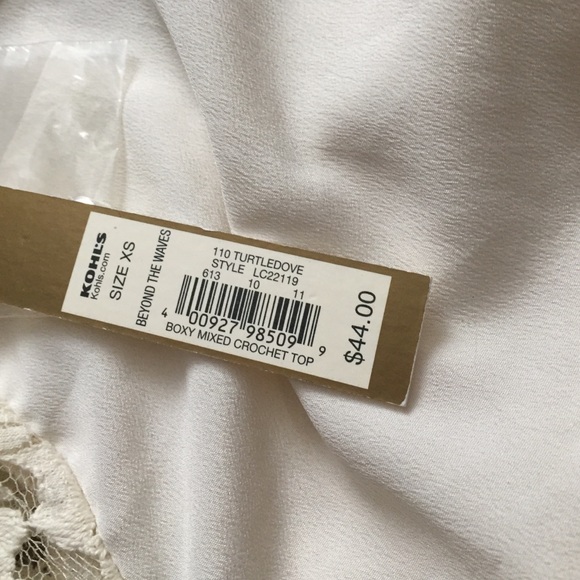 NWT Lauren Conrad Lace Bow Back Top