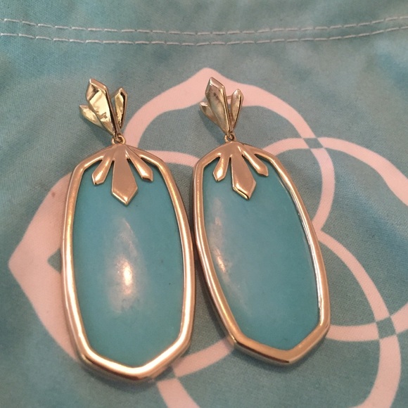 Final price!Kendra Scott turquoise Dillon earrings