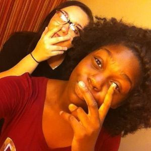 Meet your Posher, Kayla