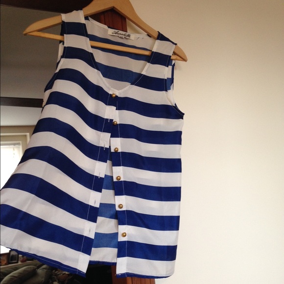Tank top, gold button down detailing - Picture 1 of 3