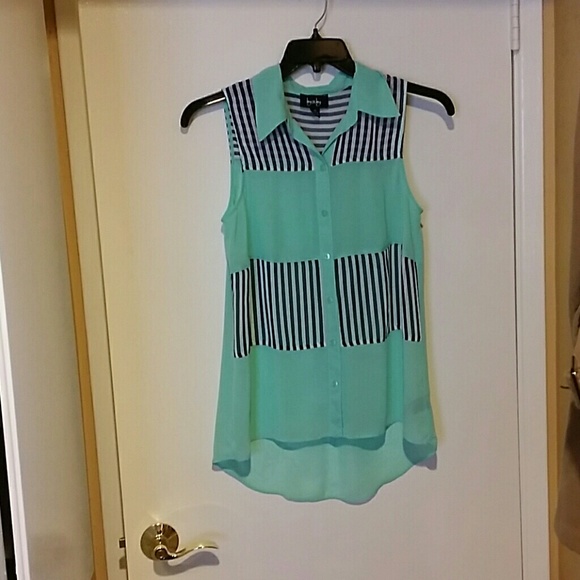 Sleeveless Blouse