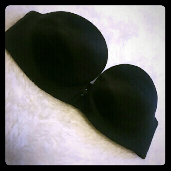 VS Strapless Bombshell Bra