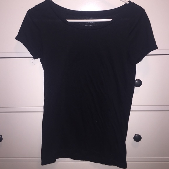 Black T - Picture 2 of 4