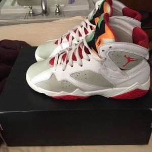 Jordan Retro Hare 7s