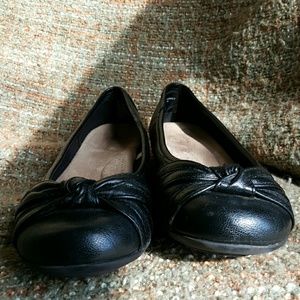 Merona black flats sz6