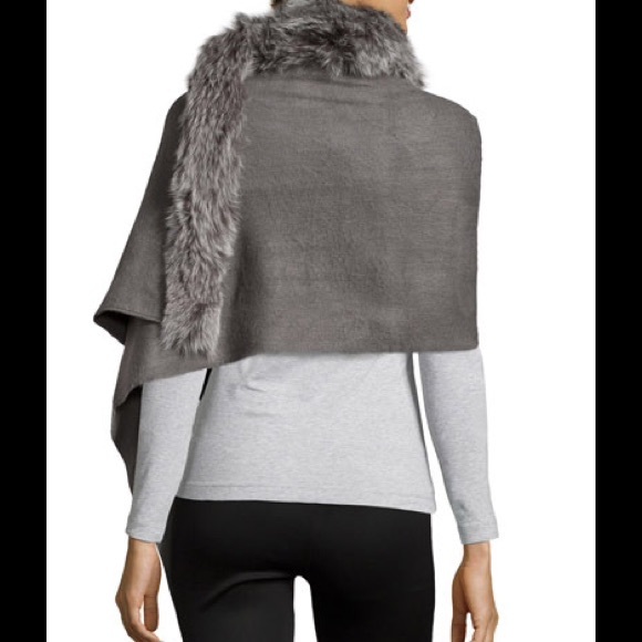 Knit with 100% real fox fur trim - Picture 3 of 5