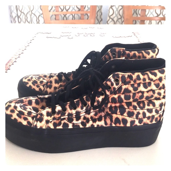 Van's high top shoes