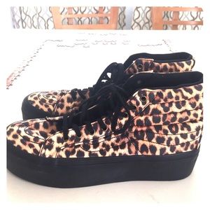 Van's high top shoes