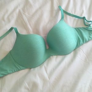 Victoria's Secret PINK Light Lift Bra 32DD