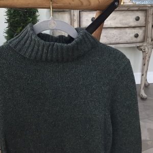 H&M Forest Green Turtleneck