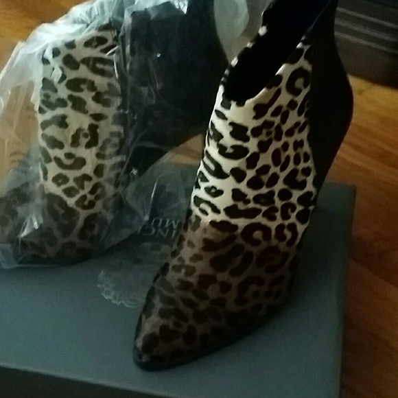 Shoe boot
