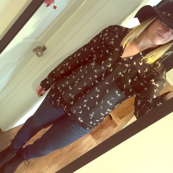 Bird Patterned Express Button Down