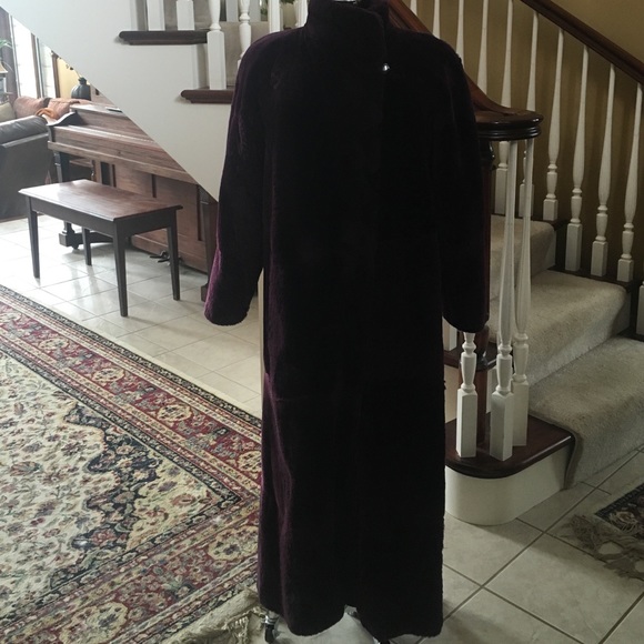 Beautiful plum sheared muskrat fur coat jacket