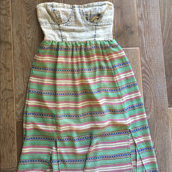 Sweetheart strapless denim Urban Outfitters maxi!