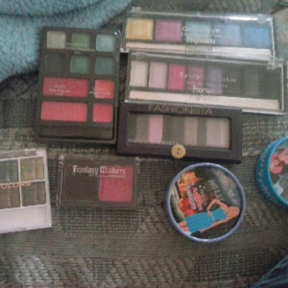 Eyeshadow bundle
