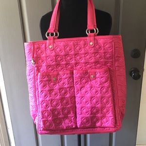 💜VERA BRADLEY💜 Hot Pink Quilted Tote