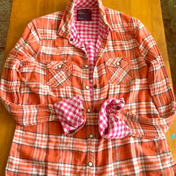AMERICAN EAGLE OUTFITTERS Women's Plaid flannel