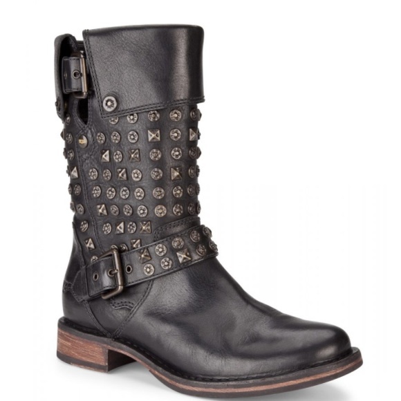 NWOB Ugg Conor Studs Boots, Black
