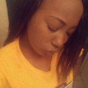 Meet your Posher, Sharae