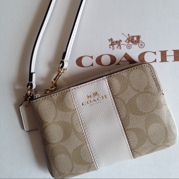 Coach Handbags - NWT Coach Wristlet
