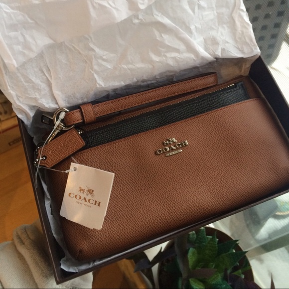 Coach Zip Wallet with Pop-up Pouch